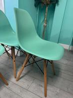 turquoise kunststof stoelen, Ophalen, Kunststof, Overige kleuren, Zo goed als nieuw