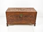 Handgesneden Chinese cederhouten kist met messing slot, Ophalen, Overige materialen, Minder dan 50 cm, Gebruikt