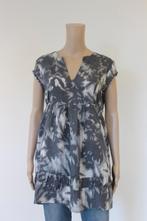 Just B grijze zijden top maat 38, Kleding | Dames, Maat 38/40 (M), ., Ophalen of Verzenden, Zo goed als nieuw