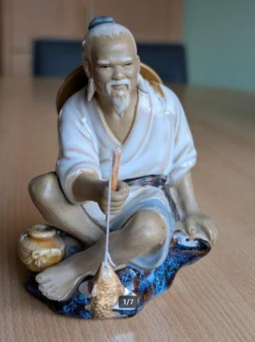 Vintage Oosterse Modder Man Visser Klei Beeldje  beschikbaar voor biedingen