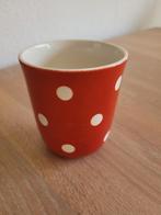 Vintage; oude beker of kopje rood+witte stippen; 9x7.5 cm, Huis en Inrichting, Keuken | Servies, Ophalen of Verzenden, Gebruikt