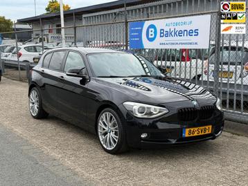 BMW 1-serie 116i Business | Carplay | Airco | Cruise | Xenon beschikbaar voor biedingen