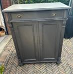 Oude kast taupe bruin grijs, Antiek en Kunst, Ophalen
