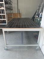 Werkbank met gatenpatroon, Doe-het-zelf en Verbouw, Werkbanken, Ophalen, Zo goed als nieuw