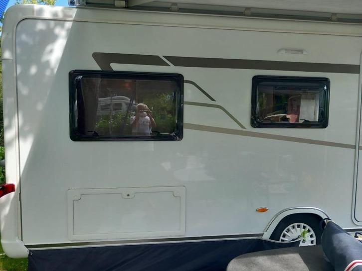 Eriba Nova 485 GL Mover, Luifel, Airco, Fietsenrek, Caravans en Kamperen, Caravans, Particulier, tot en met 4, 1250 - 1500 kg