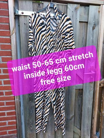 Jumpsuit free size beschikbaar voor biedingen