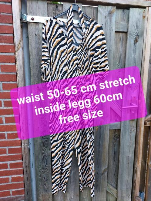 Jumpsuit free size, Kleding | Dames, Jumpsuits, Zo goed als nieuw, Maat 46/48 (XL) of groter, Overige kleuren, Ophalen of Verzenden