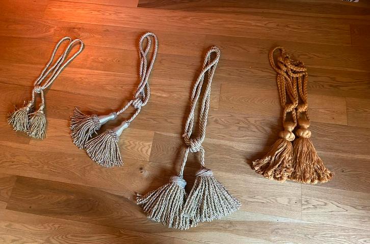 Decoratieve Gordijn Embrasses / Gordijn binder/ophouder, Huis en Inrichting, Stoffering | Gordijnen en Lamellen, Zo goed als nieuw