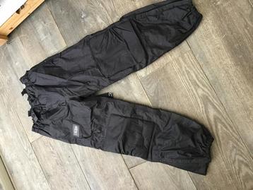 Winter broek beschikbaar voor biedingen