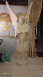Engel levensgroot. 1.50 hoog zonder vleugels. Met vleugels 2, Ophalen of Verzenden