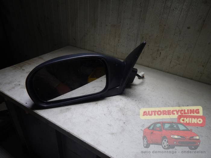 Buitenspiegel links van een Suzuki Baleno, Auto-onderdelen, Spiegels, Suzuki, Gebruikt, 3 maanden garantie, Ophalen