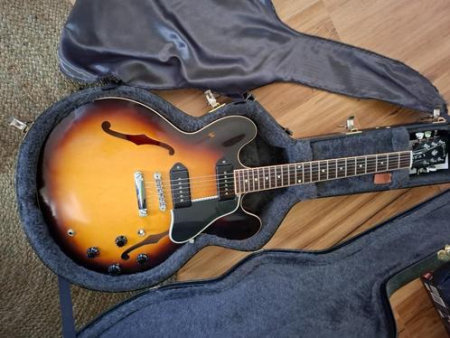 Gibson es 335 custom shop, Muziek en Instrumenten, Snaarinstrumenten | Gitaren | Elektrisch, Zo goed als nieuw, Semi-solid body