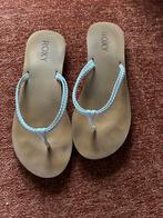 Slippers maat 39, Slippers, Wit, Ophalen of Verzenden, Zo goed als nieuw