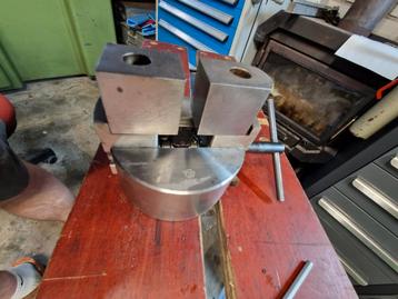 Tweeklauw 125mm beschikbaar voor biedingen