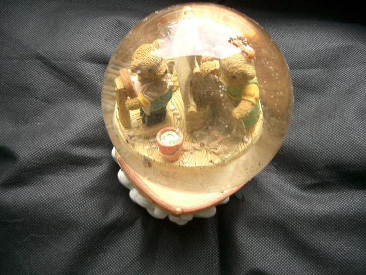 beeld beeldje bol glas schip beer winter sneeuw antiek sfeer, Antiek en Kunst, Kunst | Beelden en Houtsnijwerken, Ophalen of Verzenden