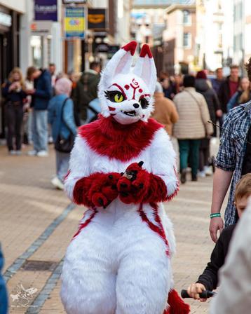 Kitsune/fox fursuit HQ fullsuit beschikbaar voor biedingen