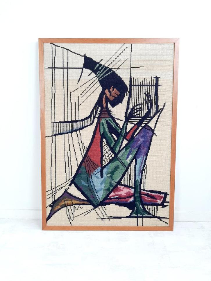Vintage geborduurd kunstwerk vrouw met harp, jaren 60, Verzamelen, Retro, Huis en Inrichting, Verzenden