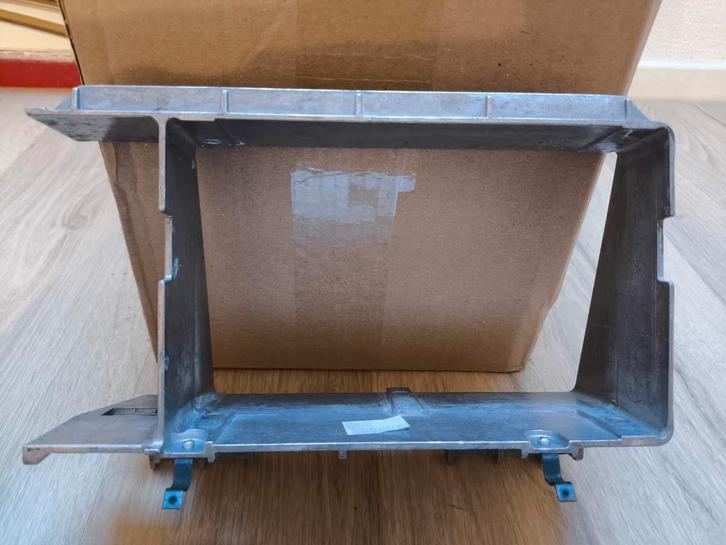 Volvo frame voor HU radio, Auto diversen, Autoradio's, Gebruikt, Ophalen of Verzenden