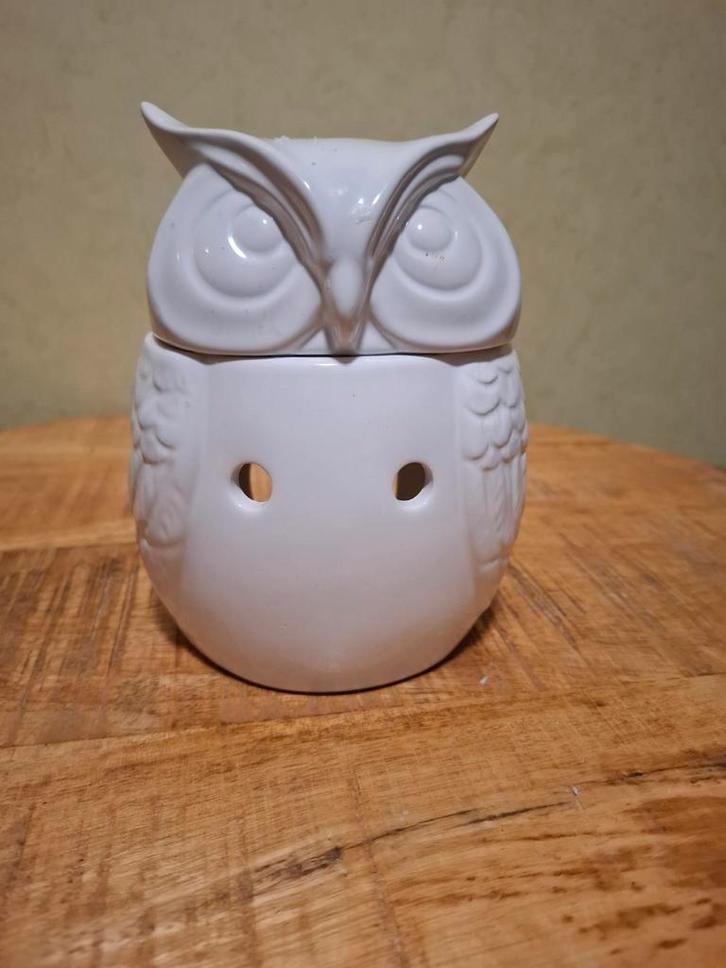 Witte Uilen Waxbrander / Geurlamp - Keramiek, Huis en Inrichting, Woonaccessoires | Kandelaars en Kaarsen, Zo goed als nieuw, Kandelaar