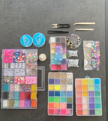 Sieraden maken (kraaltjes en toebehoren) beschikbaar voor biedingen