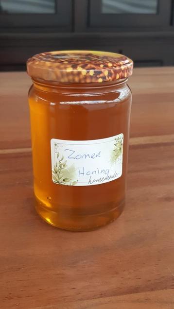Honing, jam, kersen beschikbaar voor biedingen