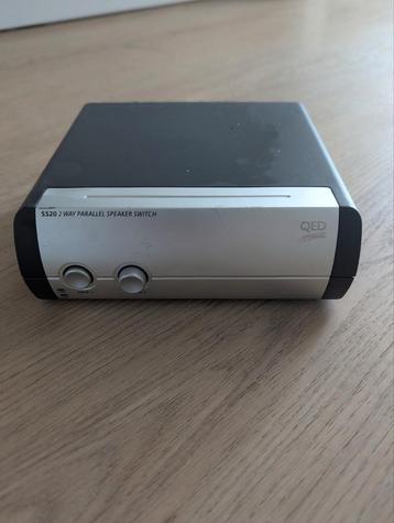 QED SS20 2-Way Parallel Speaker Switch – Tweevoudige speaker beschikbaar voor biedingen