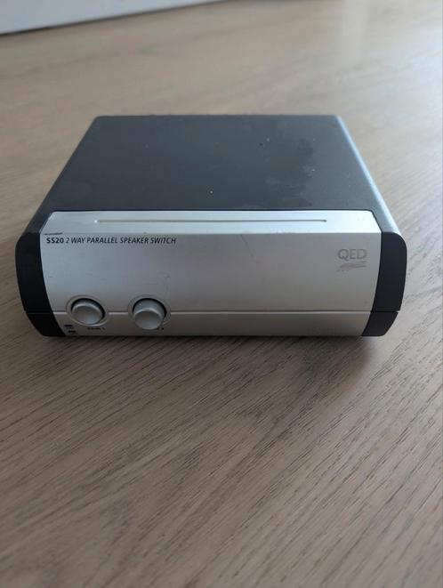 QED SS20 2-Way Parallel Speaker Switch – Tweevoudige speaker, Audio, Tv en Foto, Professionele Audio-, Tv- en Video-apparatuur