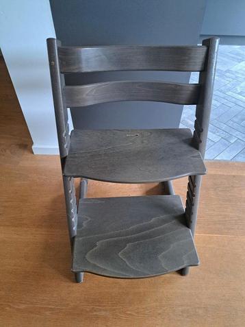 Stokke Tripp Trapp Meegroeistoel beschikbaar voor biedingen