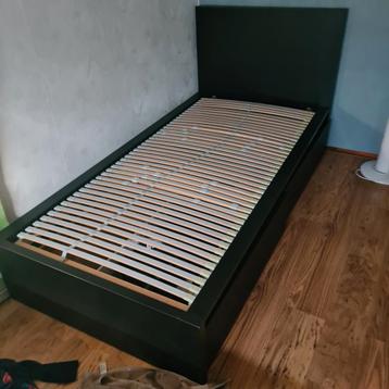 Mooi ikea malm bed 90x200 met lattenbodem - afbeelding 1