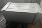 Woood Dennis Speelgoedkist - Betongrijs, Huis en Inrichting, Woonaccessoires | Kisten, Ophalen, 50 tot 100 cm, Zo goed als nieuw