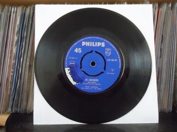 7" Single Corry Brokken - De Zigeuners / Een Wals Uit Duizen beschikbaar voor biedingen