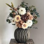 Nude zijde bloemen in vaas, Overige materialen, Overige kleuren, Nieuw, Ophalen of Verzenden