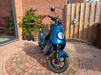 NIU NQi Sport 45km/h - Gele plaat - 2574km - Eerste eigenaar, Fietsen en Brommers, Elektrisch, Zo goed als nieuw, Ophalen, Overige merken
