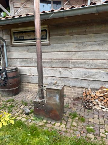 Houtkachel voor Hottub/Zwembad beschikbaar voor biedingen