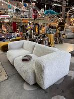 Doodle stoelen en banken, Ophalen