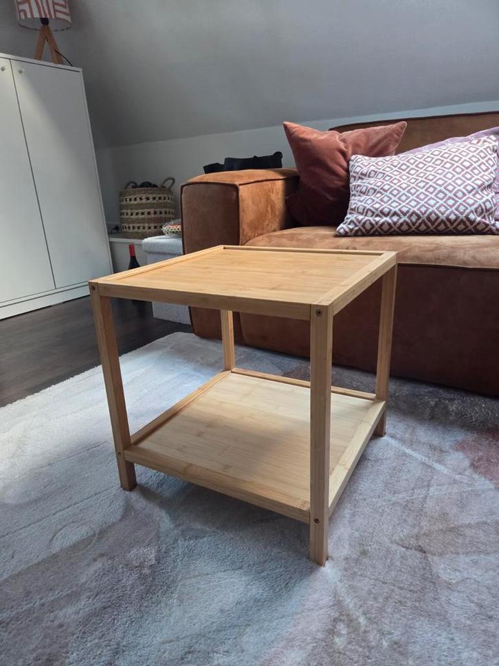 Houten Bijzettafel - Zo Goed Als Nieuw!, Huis en Inrichting, Tafels | Bijzettafels, Zo goed als nieuw, Vierkant, Minder dan 45 cm