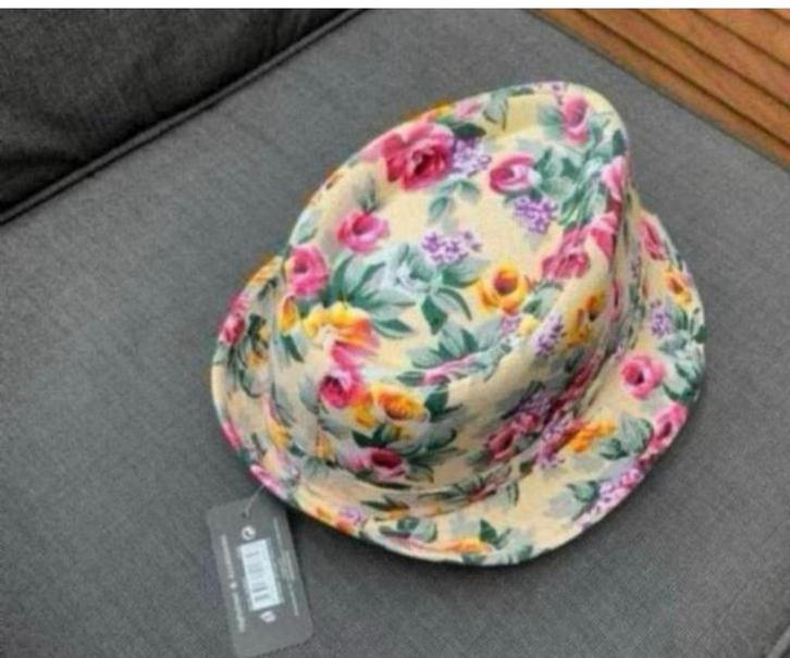 Nieuwe Zomerhoed / Zomer Hoed . mt. 57. Etc etc .Muts NIEUW, Kleding | Dames, Hoeden en Petten, Zo goed als nieuw, Ophalen of Verzenden