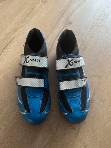 X-tract wielrenschoenen beschikbaar voor biedingen