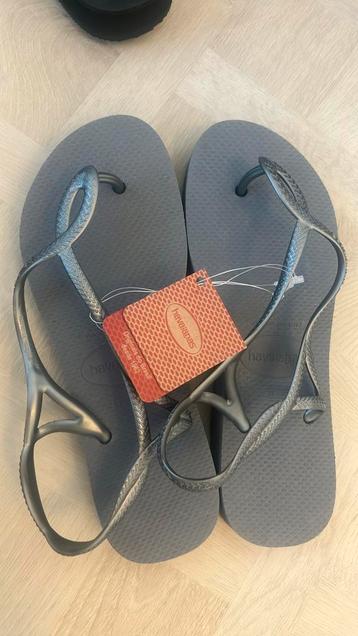 Havaianas grijs maat 39 NIEUW  beschikbaar voor biedingen