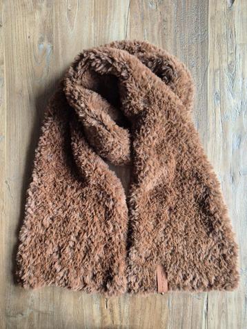Faux fur sjaals handgemaakt Etweez beschikbaar voor biedingen