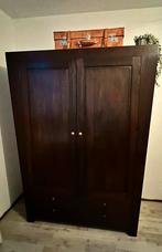 Ruime, donkerbruine kast - Den Bosch, Huis en Inrichting, Kasten | Kledingkasten, Ophalen, Gebruikt, 100 tot 150 cm, Met lade(s)