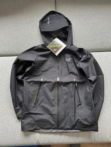 Arc'teryx Beta Gore-Tex Regenjas - ongedragen beschikbaar voor biedingen