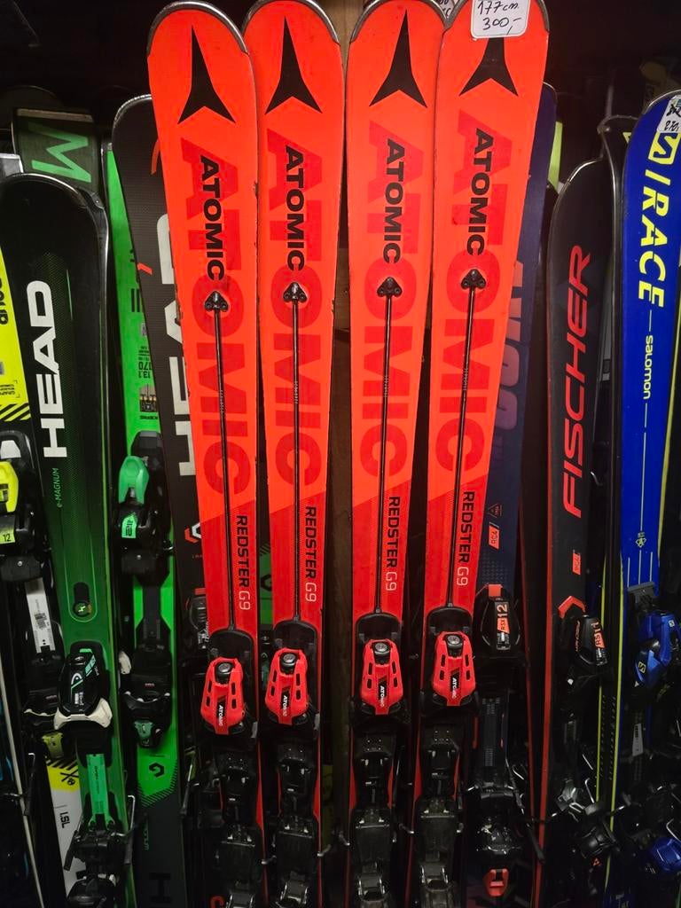 177cm ATOMIC REDSTER G9 SERVOTEC, Sport en Fitness, Skiën en Langlaufen, 160 tot 180 cm, Ophalen of Verzenden, Zo goed als nieuw