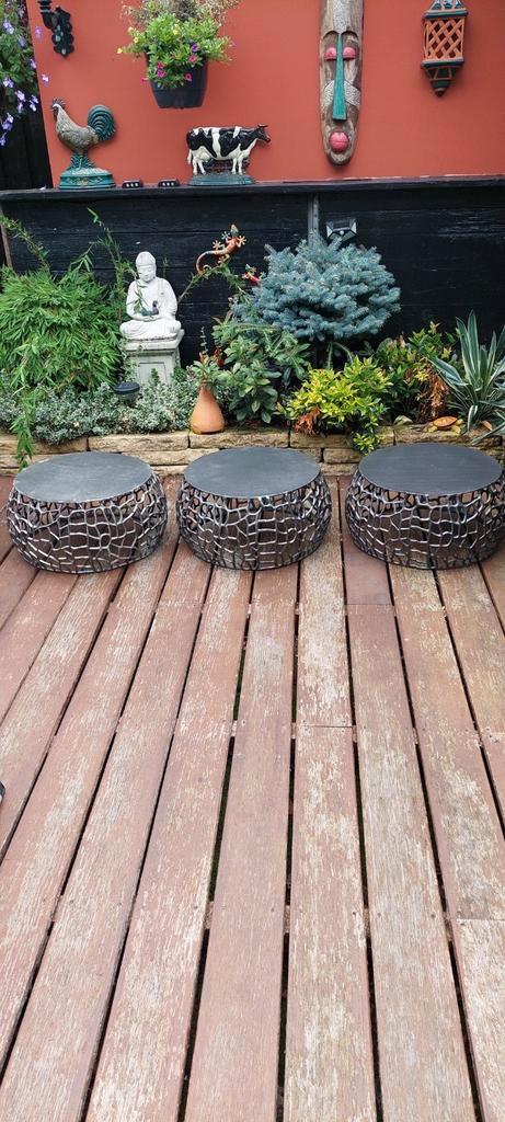 Stoere metalen tafeltjes ( prijs is pst,lees omschrijving), Huis en Inrichting, Tafels | Salontafels, Nieuw, Minder dan 50 cm