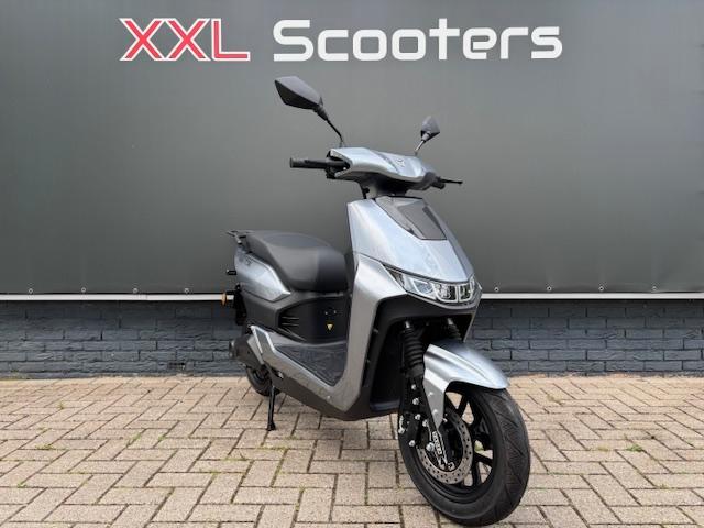 *VERKOCHT*, Fietsen en Brommers, Snorfietsen en Snorscooters, Zo goed als nieuw, Overige merken, Elektrisch, Ophalen