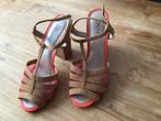 Prachtige DKNY damesschoenen - sandalen - leer, Beige, DKNY, Zo goed als nieuw, Sandalen of Muiltjes