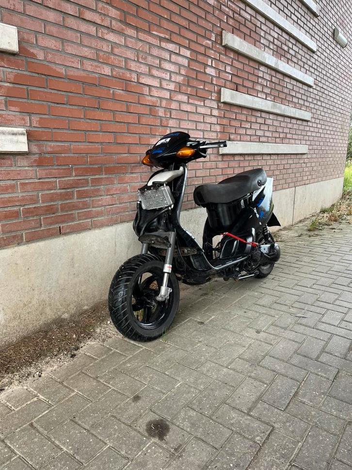 Piaggio nrg 70cc sprint, Fietsen en Brommers, Scooters | Piaggio, Gebruikt, NRG, Maximaal 45 km/u, Tweetakt, Ophalen