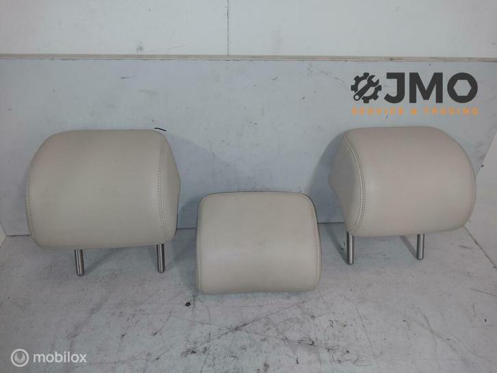 Hoofdsteun set Beige Leer  achter VW Passat  2005-2010, Auto-onderdelen, Interieur en Bekleding, Volkswagen, Gebruikt, Ophalen of Verzenden