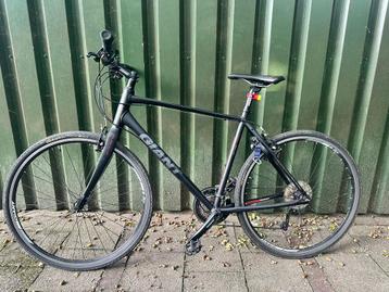 Sport fiets giant beschikbaar voor biedingen