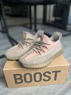 Yeezy Boost 350 V2 Sand Taupe, Beige, Ophalen of Verzenden, Adidas Yeezy, Zo goed als nieuw